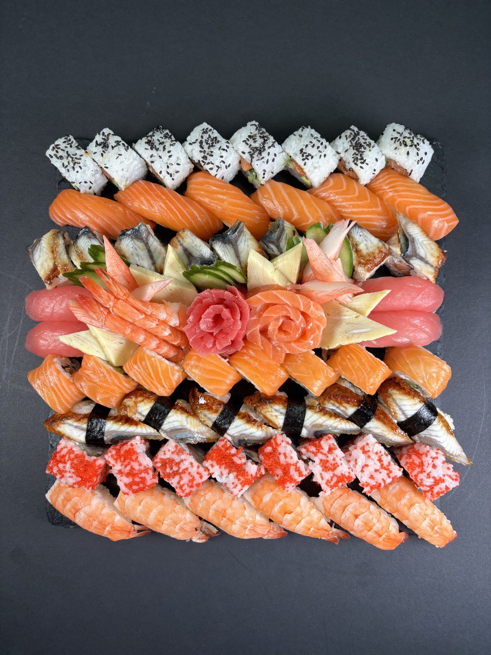 BIG PARTY SET 88 PCS (for 6-8 persons)