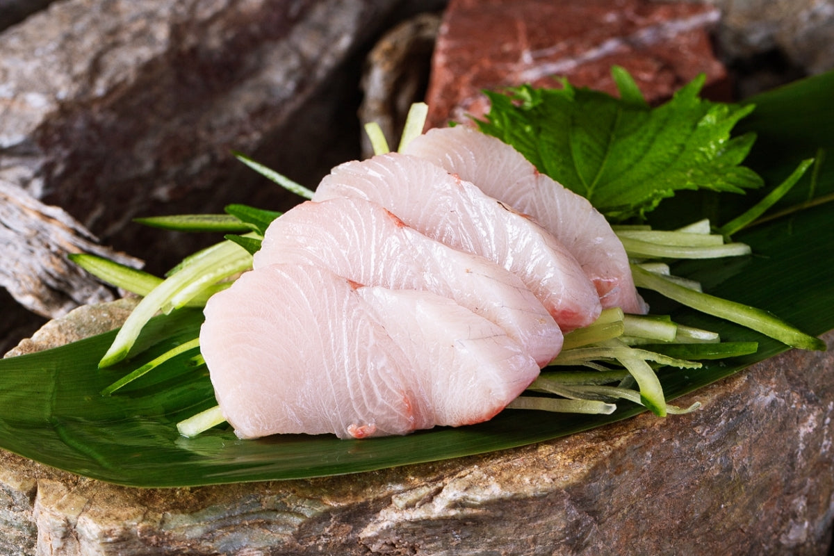 Sashimi Hamachi 4 Pcs